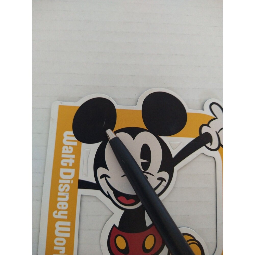 Authentic Walt Disney World Annual Passholder Magnet Mickey Mouse Collectable - Picture 2 of 7